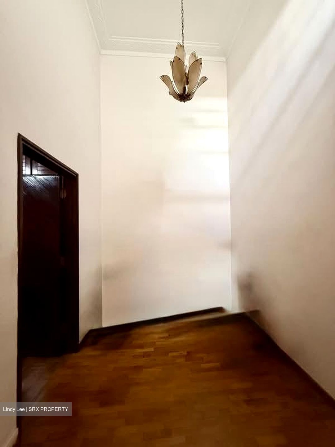 Richards Avenue (D19), Terrace #595445921